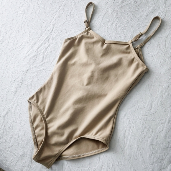 Capezio Girls Nude One Piece Bodysuit, Little Girls Size Large - Picture 4 of 10
